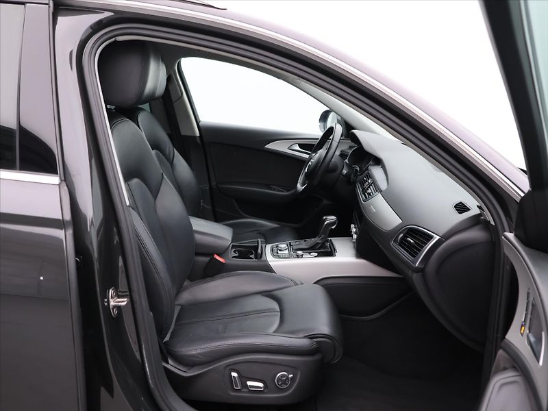 Audi A6 3.0 TDI 160kW Quattro S Tronic - fotka 12 z 28