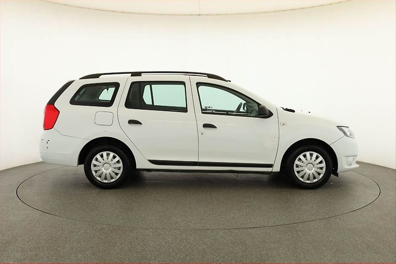 Dacia Logan (2014) 1.2 16V, ČR,1.maj, po STK - fotka 6 z 11