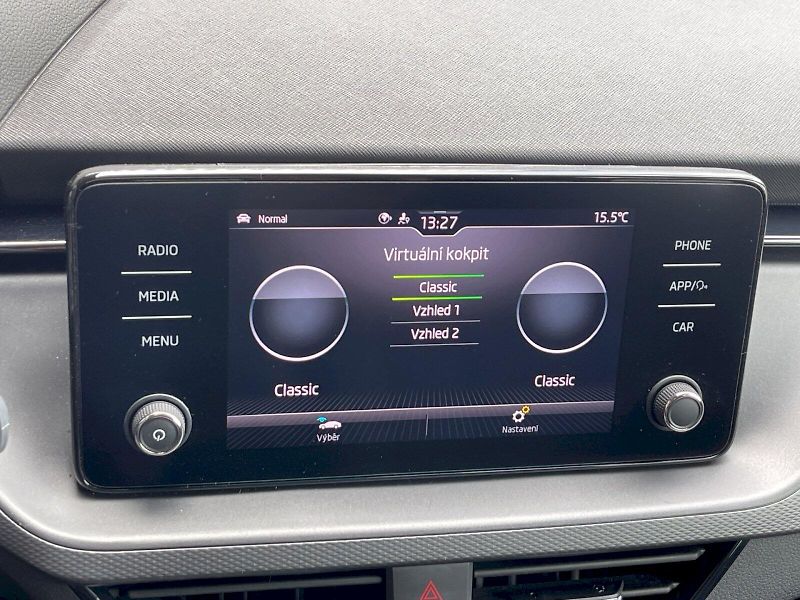 Škoda Kamiq (2024) 1.0 TSI 81 kW Fresh edice - fotka 18 z 33
