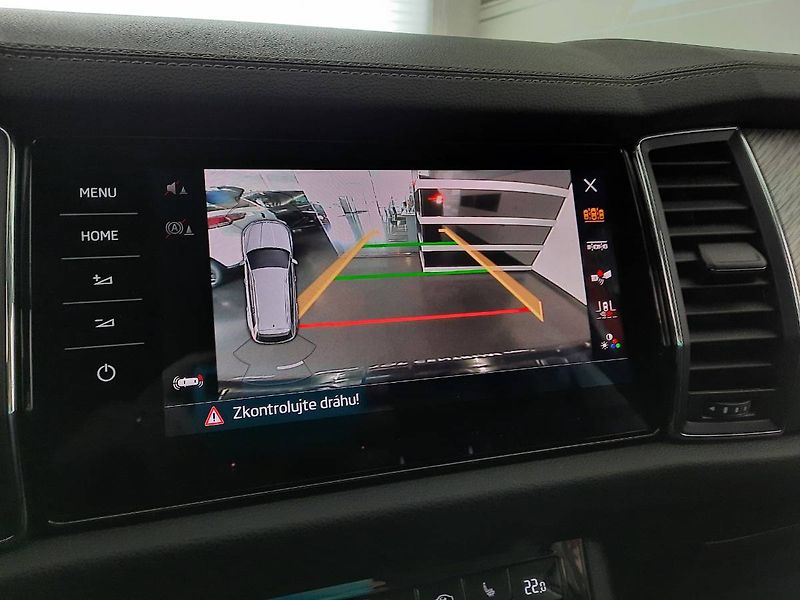 Škoda Kodiaq (2023) Style 2.0 TSI 4x4 (140kW/190k) - fotka 20 z 27