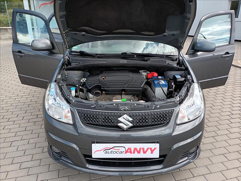 Suzuki SX4 1,6 REZERVACE - fotka 33 z 47