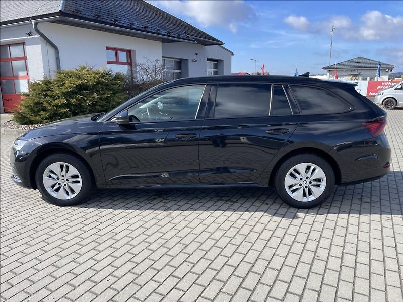 Škoda Octavia 2,0 TDi 110kw DSG Style Nehava - fotka 2 z 39