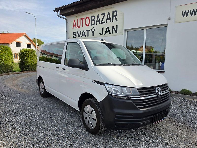 Volkswagen Transporter (2022) T6.1  2.0 TDI 9 míst - fotka 1 z 20