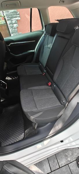 Škoda Octavia (2020) FIRST EDITION 4, 2.0 TDI, 85kw - fotka 8 z 18