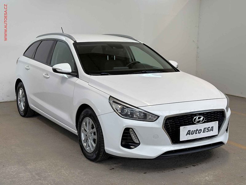 Hyundai i30 (2018) 1.6 CRDi, ČR, AC, temp. - fotografie inzerátu