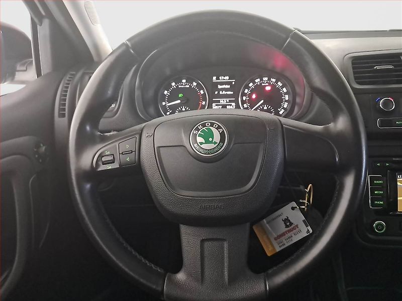Škoda Fabia (2010) Elegance 1.2 TSI, Serv.kniha - fotka 17 z 19