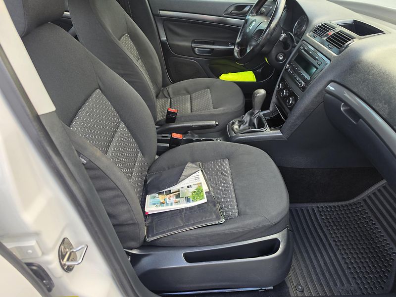Škoda Octavia 1.2 TSI 6ti rychlostní  - fotka 21 z 36