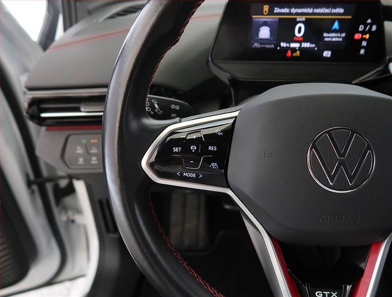 Volkswagen ID.4 (2023) GTX (82 kWh), SoH 90% - fotka 23 z 29