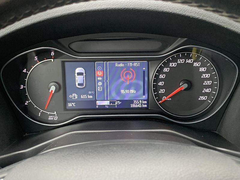 Ford Mondeo 2.0TDCi KLIMA ALU PŮVOD ČR - fotka 18 z 43