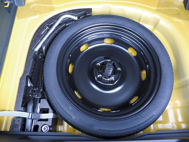 Volkswagen T-Roc (2026) Life 1,5 eTSI 85 kW DSG - fotka 11 z 27