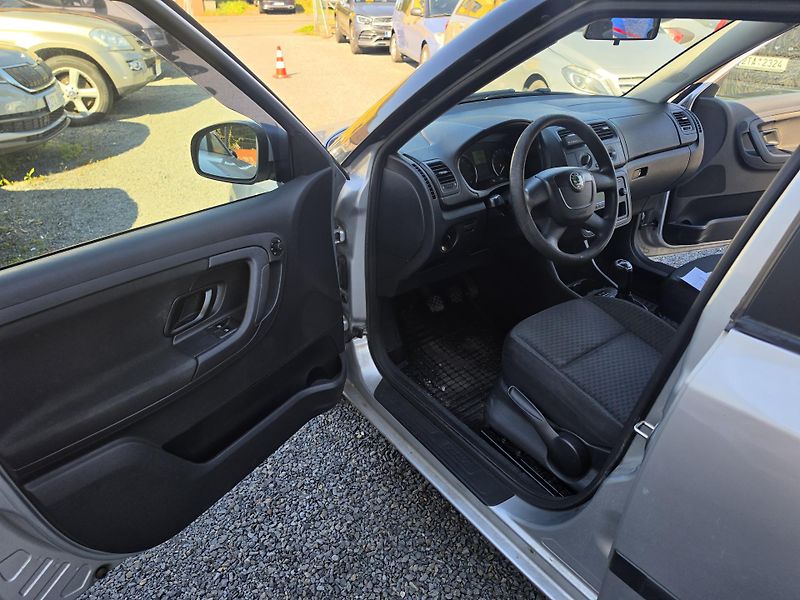 Škoda Fabia 1.4 16V 63kw  - fotka 14 z 24