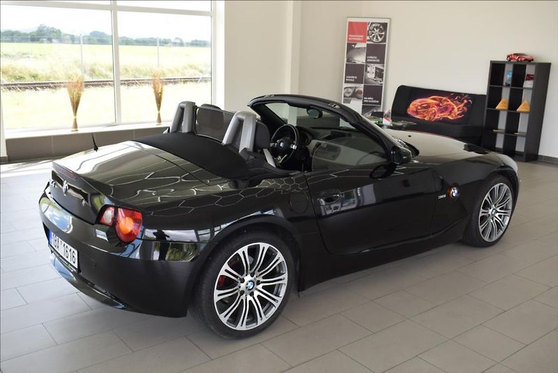 BMW Z4 3,0 i, NAVI,AUT+F1, - fotka 10 z 28