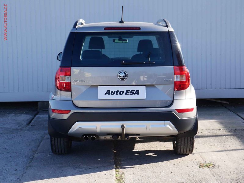 Škoda Yeti (2016) 2.0TDi 4x4, navi, xenon, kůže - fotka 5 z 19