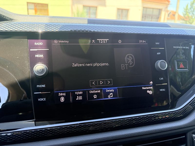 Volkswagen Taigo 1.0TSI LIFE VIRTUAL LED - fotka 29 z 45