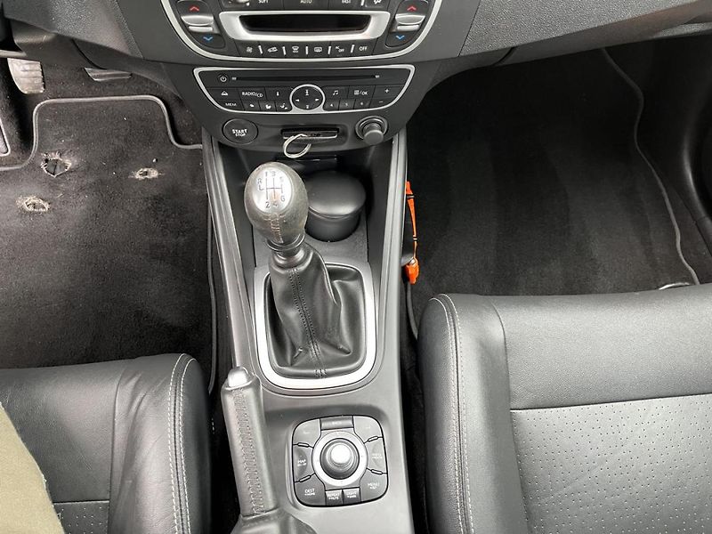 Renault Mégane 1.9DCI - fotka 16 z 21