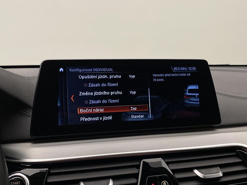 BMW Řada 6 640i GT Luxury Line REZERVACE - fotka 52 z 71