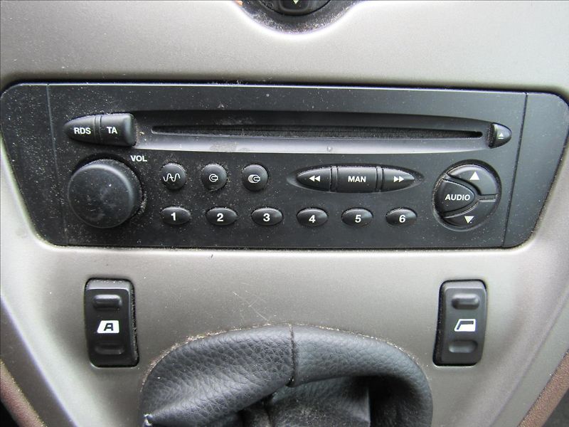 Citroën Xsara Picasso 1,8 85kW - fotka 17 z 24