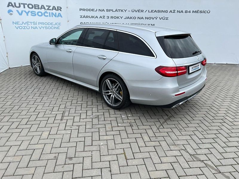 Mercedes-Benz Třídy E (2018) 2.0d AMG-line! Navi! Tažné! - fotka 6 z 42
