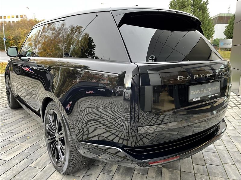 Land Rover Range Rover (2026) 4,4 P540 V8 AUTOBIOGRAPHY SWB - fotka 4 z 44
