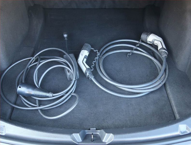 Tesla Model 3 (2019) Long Range 4WD 78kWh, SoH 92% - fotka 24 z 24