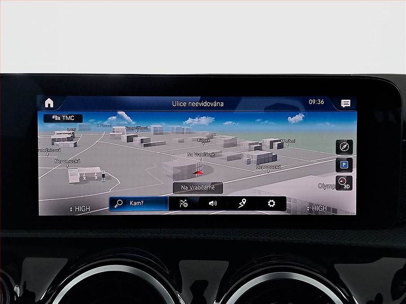 Mercedes-Benz Třídy A (2021) A 180 d - fotka 17 z 22