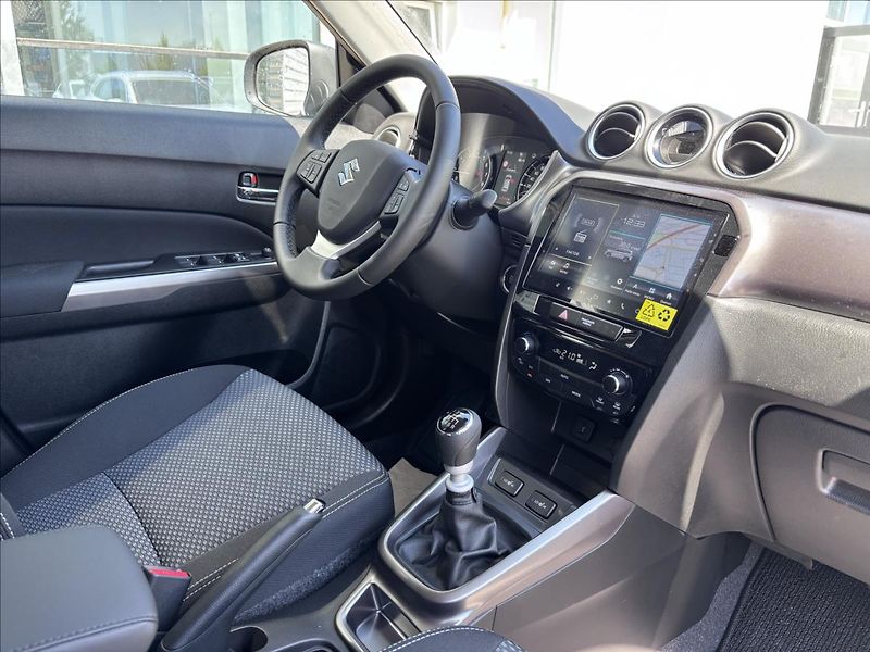 Suzuki Vitara (2026) 1,4 BoosterJet  Premium - fotka 14 z 15