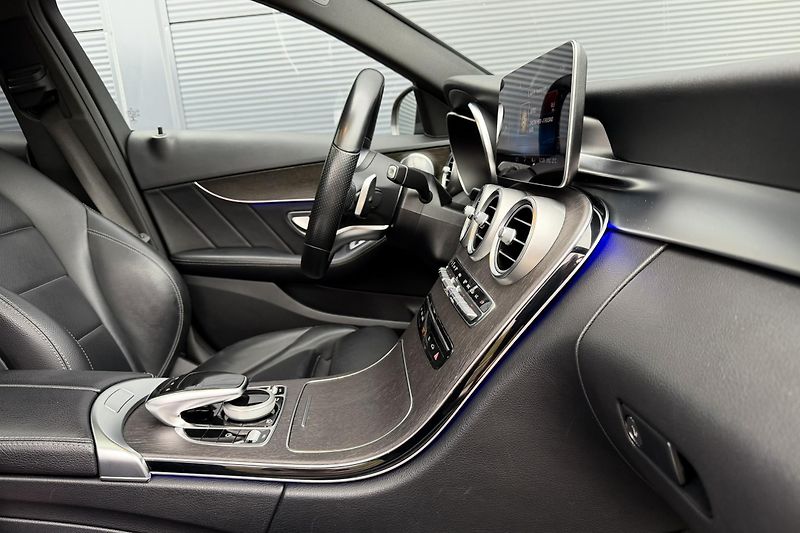Mercedes-Benz Třídy C (2018) C 200 4Matic AMG Line - fotka 20 z 46
