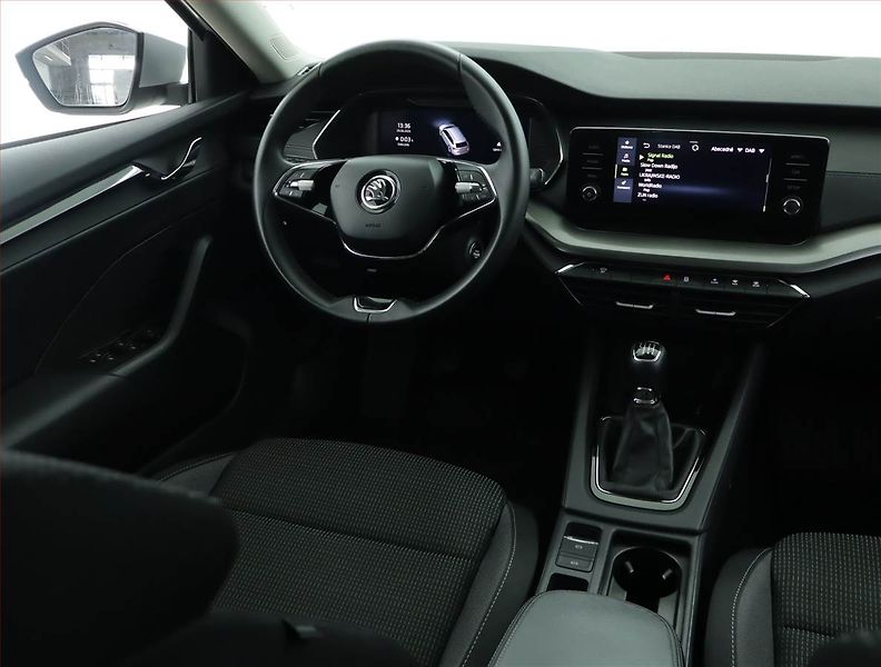 Škoda Octavia (2022) Ambition 2.0 TDI, ČR,1.maj - fotka 7 z 15