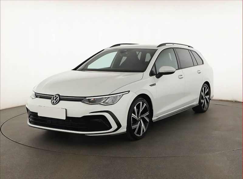 Volkswagen Golf (2022) R-Line 1.5 TSI - fotka 2 z 20