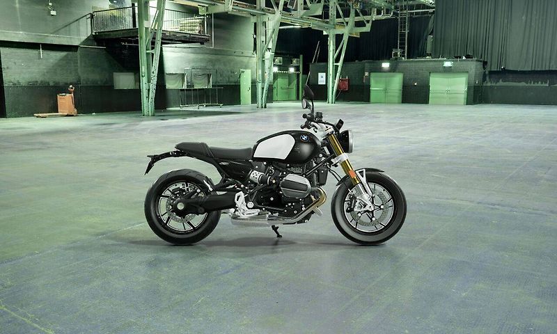 BMW R 12 NineT - fotka 2 z 12