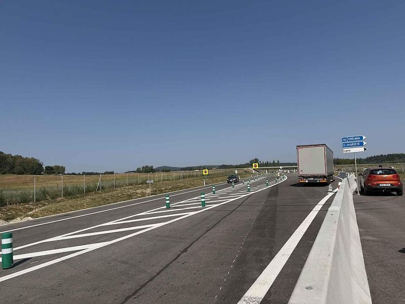 Otevření nového úseku dálnice D3 od Nažidel k Dolnímu Dvořišti.