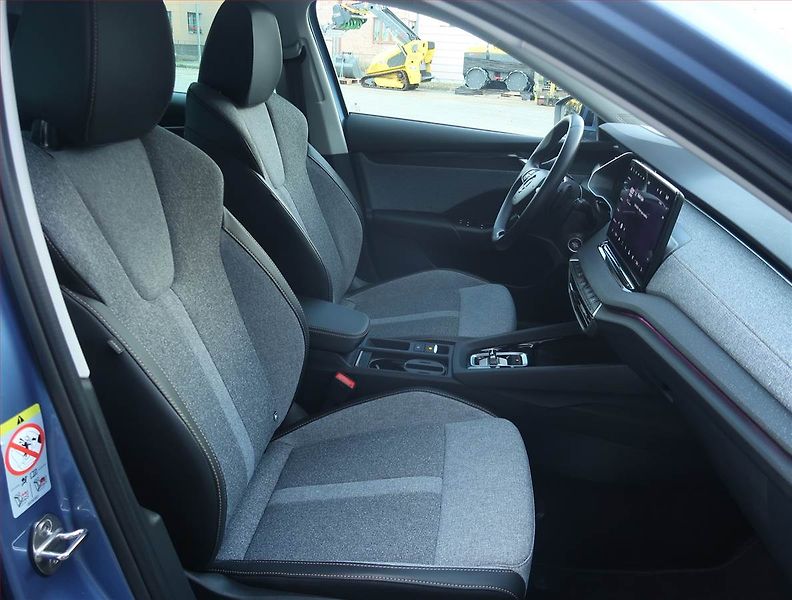 Škoda Octavia (2024) Top Selection 2.0 TDI - fotka 9 z 27