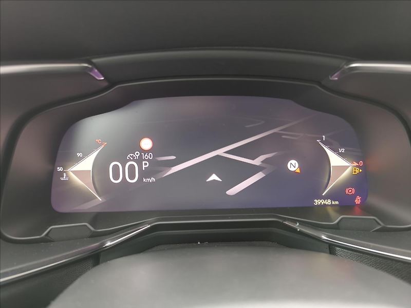 DS Automobiles DS7 Crossback 1,5   PERFOR. LINE 1.5 BLUEHDI - fotka 9 z 27