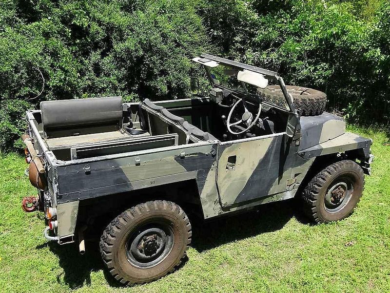 Land Rover Lightweight Series IIa.