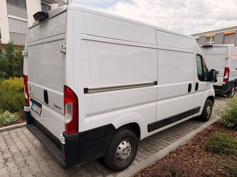 Citroën Jumper Maxi 2,2 MTJ 140k 6°MT Van 3,5 - fotka 5 z 17