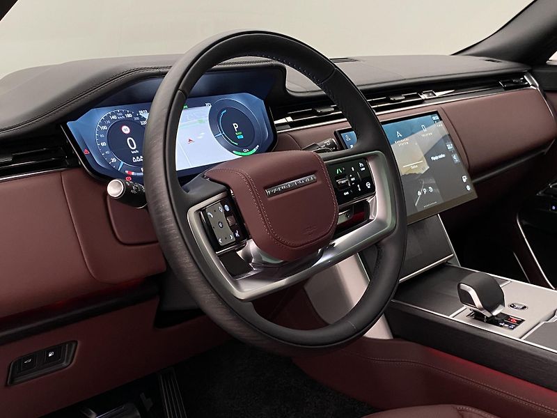 Land Rover Range Rover P550e AUTOBIOGRAPHY REZERVACE - fotka 4 z 83