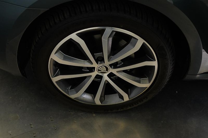 Škoda Octavia - fotka 10 z 28