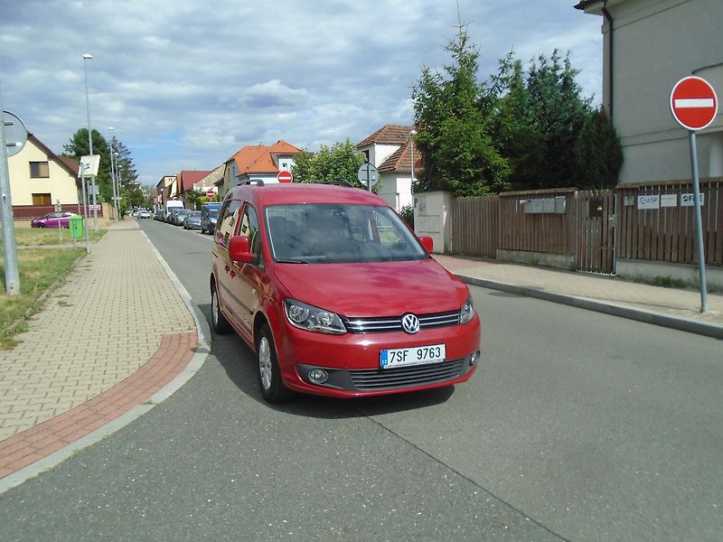 Volkswagen Caddy (2013) JAKO O 1.6 TDI,5.Míst,Klima - fotka 3 z 24