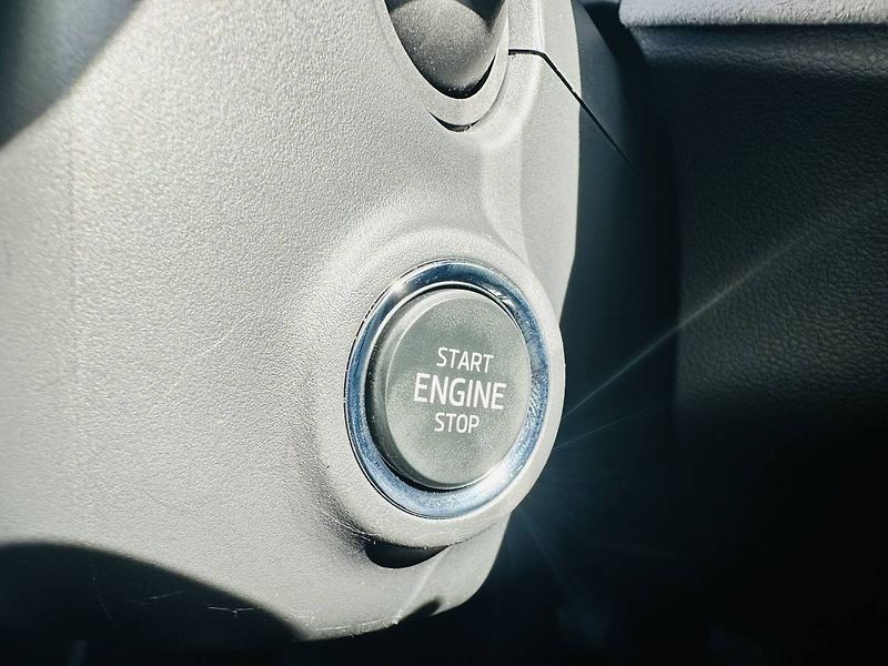 Škoda Kamiq Top Selection 1,0 TSI 85kW MT6 - fotka 20 z 29