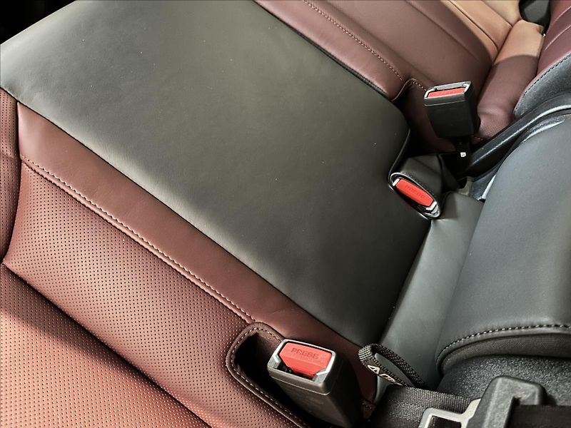 Land Rover Range Rover Sport (2026) 3,0 D350 AUTOBIOGRAPHY SWB - fotka 34 z 39