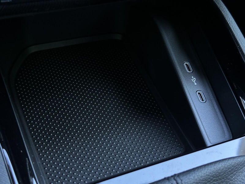 Škoda Kamiq 1.5TSi 150PS LED V.Cockpit Cli - fotka 34 z 42