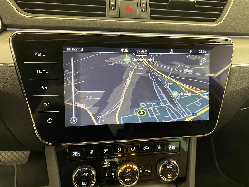 Škoda Superb 2,0 147kW L&K DSG Webasto - fotka 21 z 27