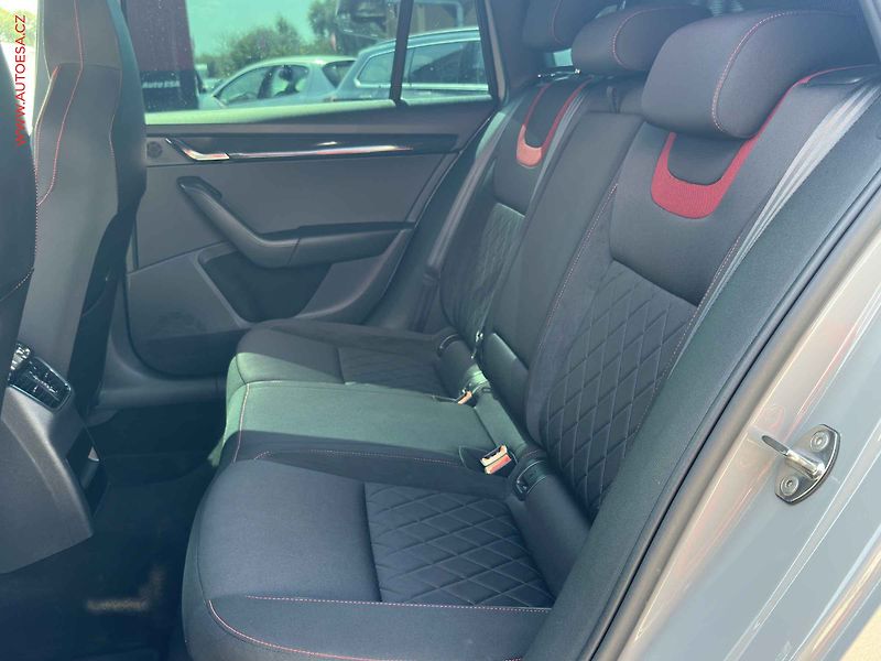 Škoda Octavia (2020) 2.0 TDi RS, 2.maj, RS, DSG - fotka 9 z 19
