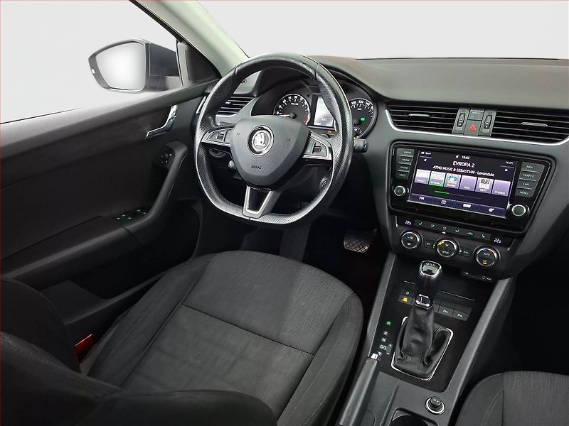 Škoda Octavia (2015) Style 2.0 TDI, Automat - fotka 7 z 19