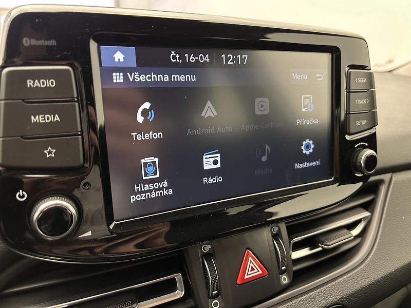 Hyundai i30 1.5 T-GDi Smart - fotka 14 z 27