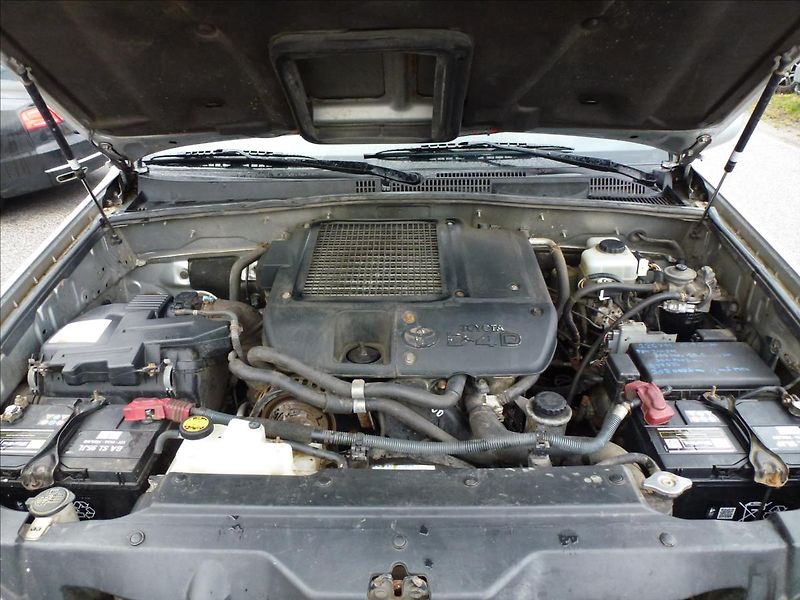 Toyota Land Cruiser 3,0 120 D4-D Lux+ Automat - fotka 48 z 58