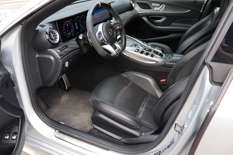 Mercedes-Benz AMG GT 43 4MATIC+ 4D 270kW DPH - fotka 23 z 50