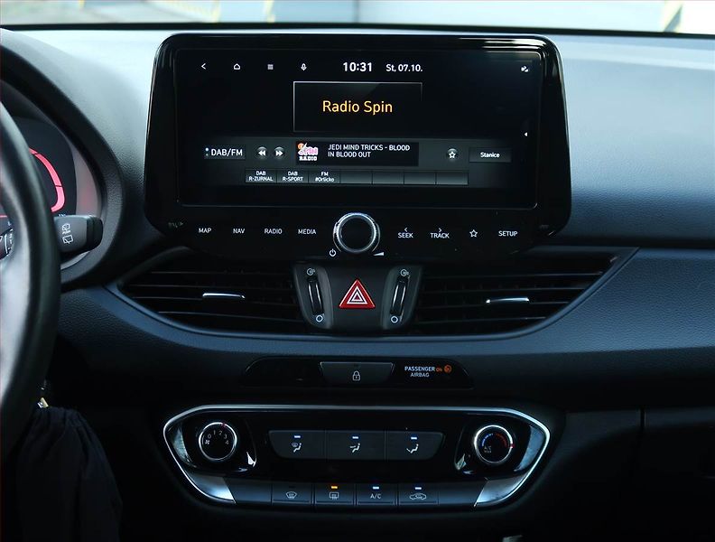 Hyundai i30 (2024) 1.0 T-GDI, Serv.kniha, Navi - fotka 12 z 19