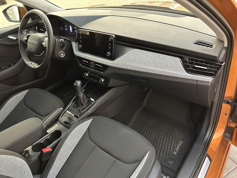 Škoda Kamiq 1.0 TSI 130 let Premium - fotka 9 z 24