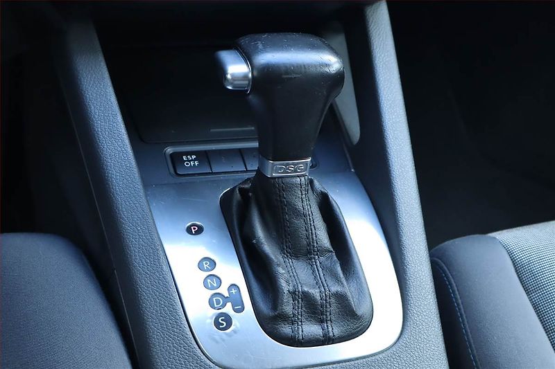 Volkswagen Golf (2007) 2.0 TDI, Automat, Serv.kniha - fotka 13 z 20